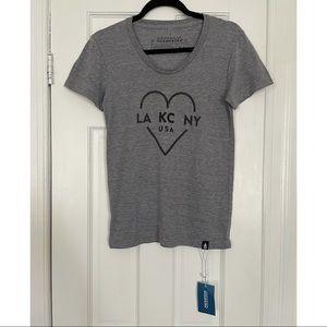NWT Ocean & Sea Women’s Tee